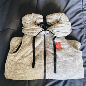 NEBRASKA gray vest